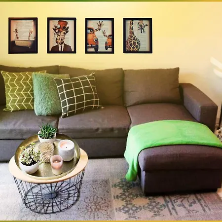 Le - Parking - Vue Piscine - By モントーバン