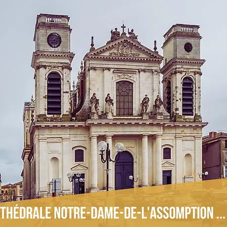 Le - Parking - Vue Piscine - By 公寓