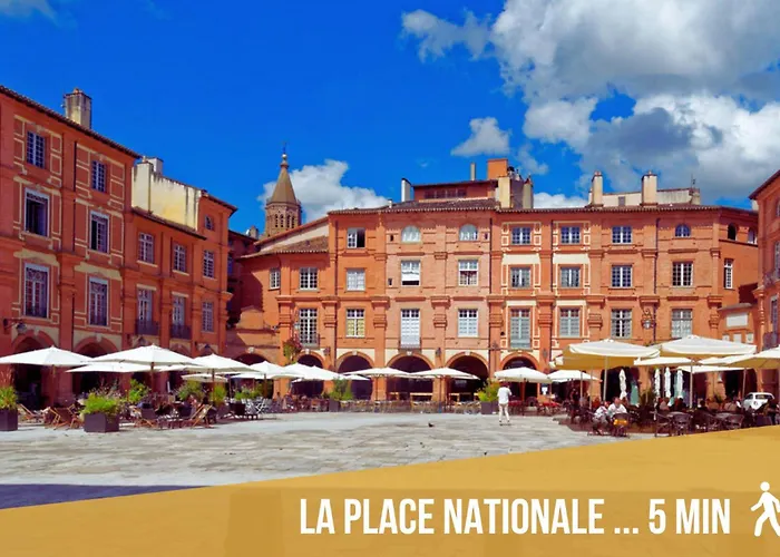 Le - Parking - Vue Piscine - By Lejlighed Montauban